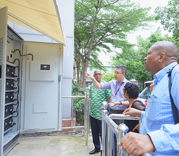 南非政府代表團(tuán)赴鵬輝能源參觀、交流，聚焦南非新能源市場